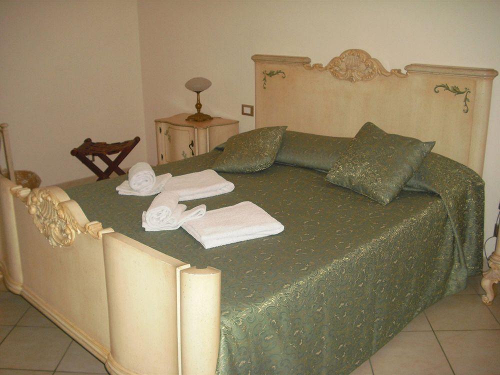 Almaran B&B Trapani Port & City Ngoại thất bức ảnh