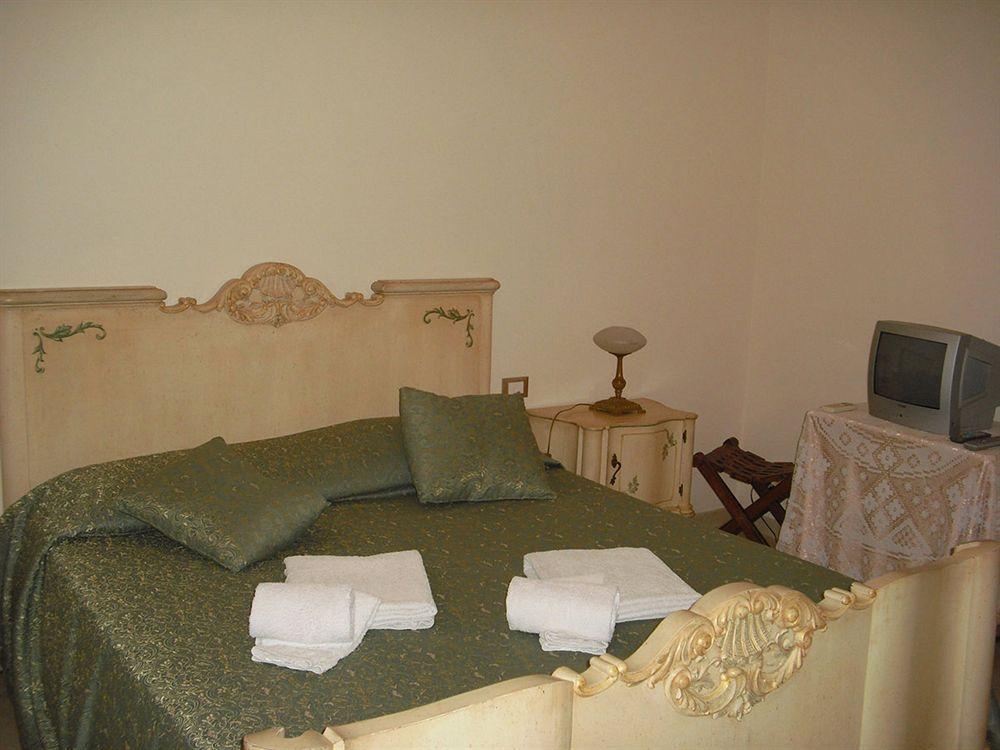 Almaran B&B Trapani Port & City Ngoại thất bức ảnh