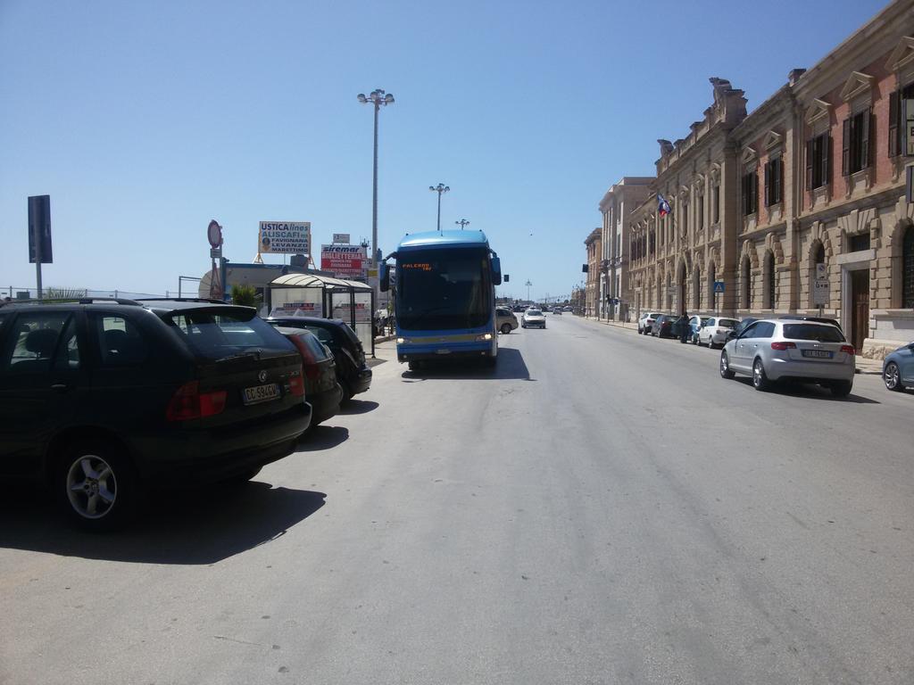 Almaran B&B Trapani Port & City Ngoại thất bức ảnh