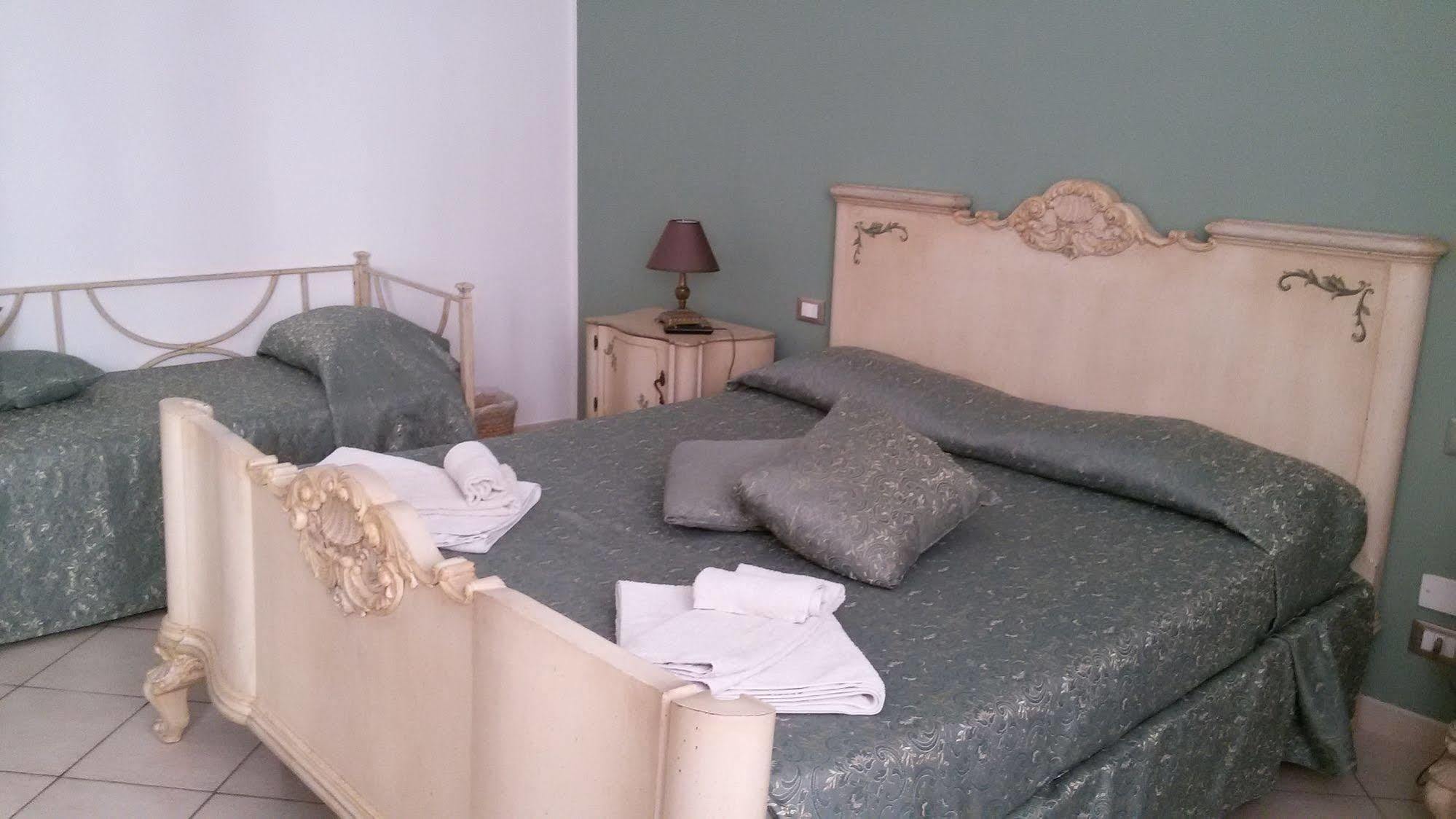 Almaran B&B Trapani Port & City Ngoại thất bức ảnh