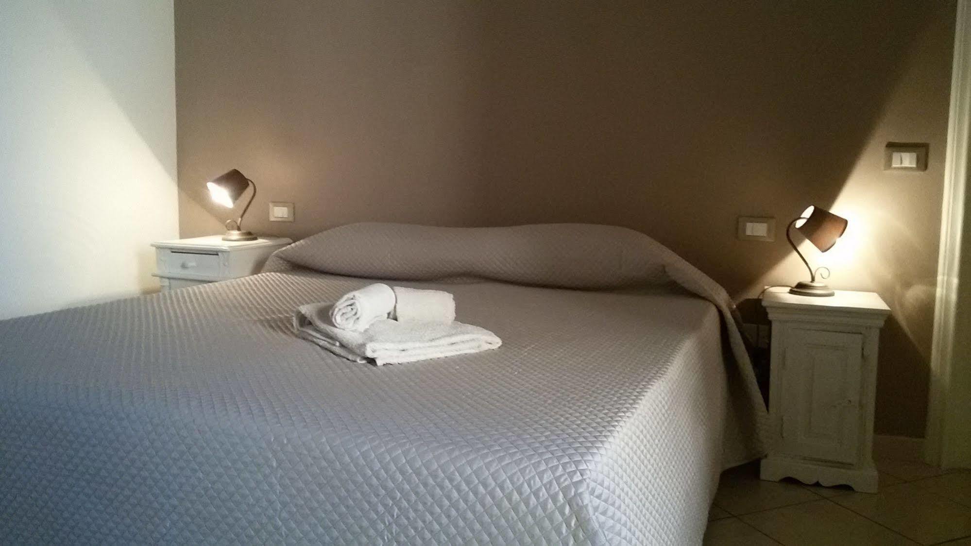Almaran B&B Trapani Port & City Ngoại thất bức ảnh